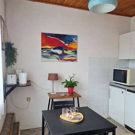La Gleyziniere 2 Apartment